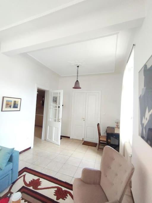 Calliope'S Neoclassical Home In The Heart Of Plaka Athen Exterior foto