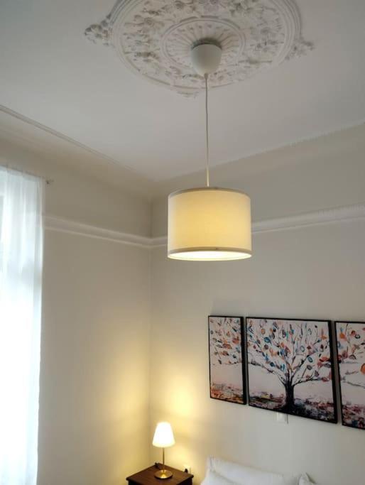 Calliope'S Neoclassical Home In The Heart Of Plaka Athen Exterior foto