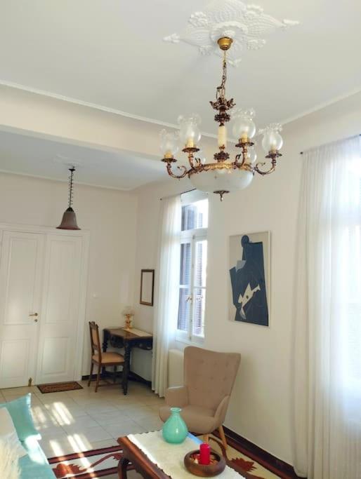 Calliope'S Neoclassical Home In The Heart Of Plaka Athen Exterior foto
