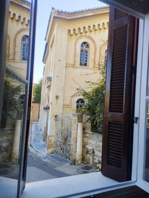 Calliope'S Neoclassical Home In The Heart Of Plaka Athen Exterior foto